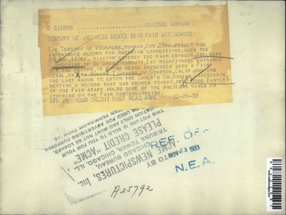 1933 Press Photo Mrs. Robert T. Graham Given American Exposition Fair Medal