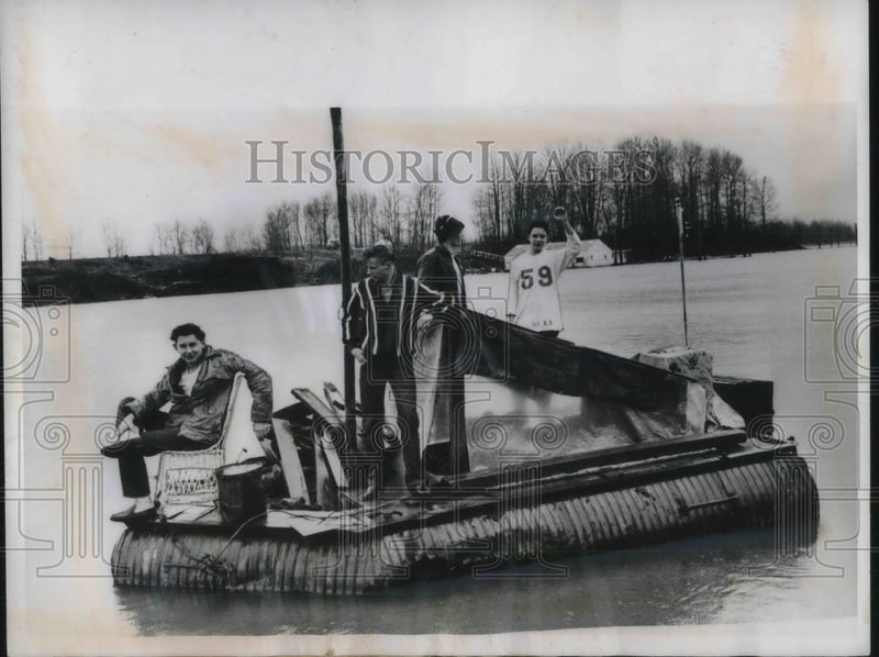 Load image into Gallery viewer, 1961 Press Photo Modern Day Huck Finns Float On Raft Down River In Portland
