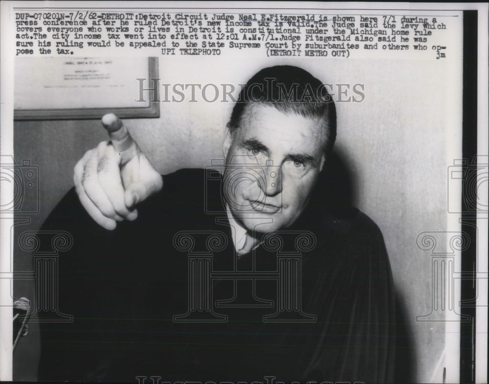 1962 Press Photo Detroit Circuit Judge Neal Fitzgerald Validated Detroit Tax