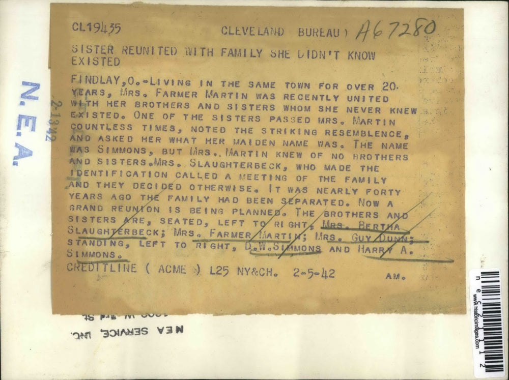 1942 Press Photo Mrs. Farmer Martin Reunited With Family She Never Knew Existed