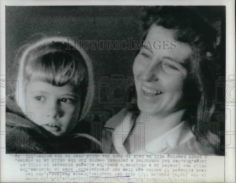Load image into Gallery viewer, 1961 Press Photo Harley Sax Happily Reunited With Kidnapped Daughter Brenda
