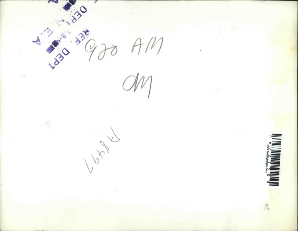 1948 Press Photo Chicago Policemen With Money Dumped By Bandits Into River