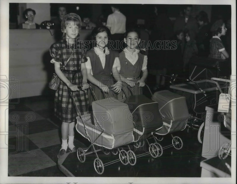 Load image into Gallery viewer, 1952 Press Photo Little Girls Practice For Housewife Life With Strollers
