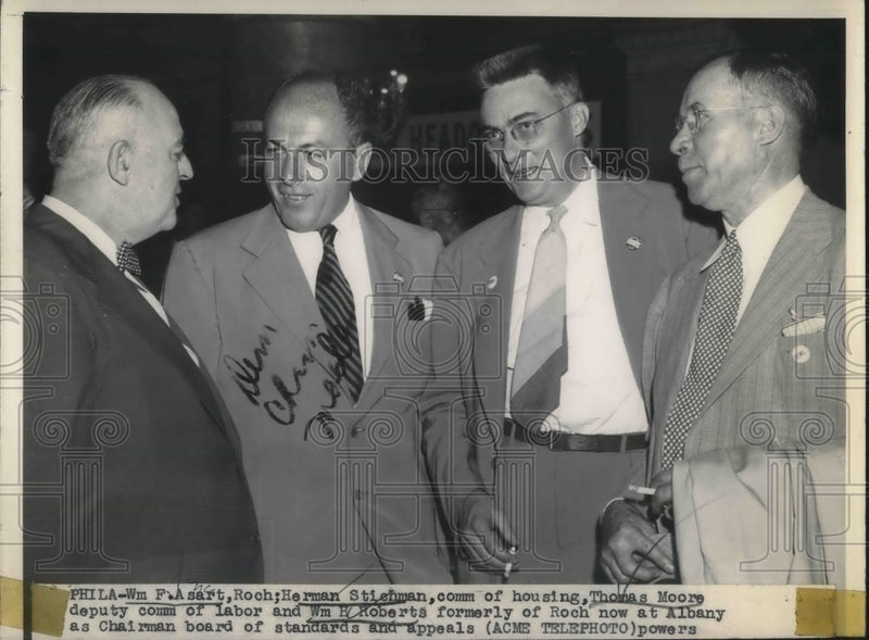 Load image into Gallery viewer, 1948 Press Photo Herman Stichman Thomas Moore And William Roberts Military Men
