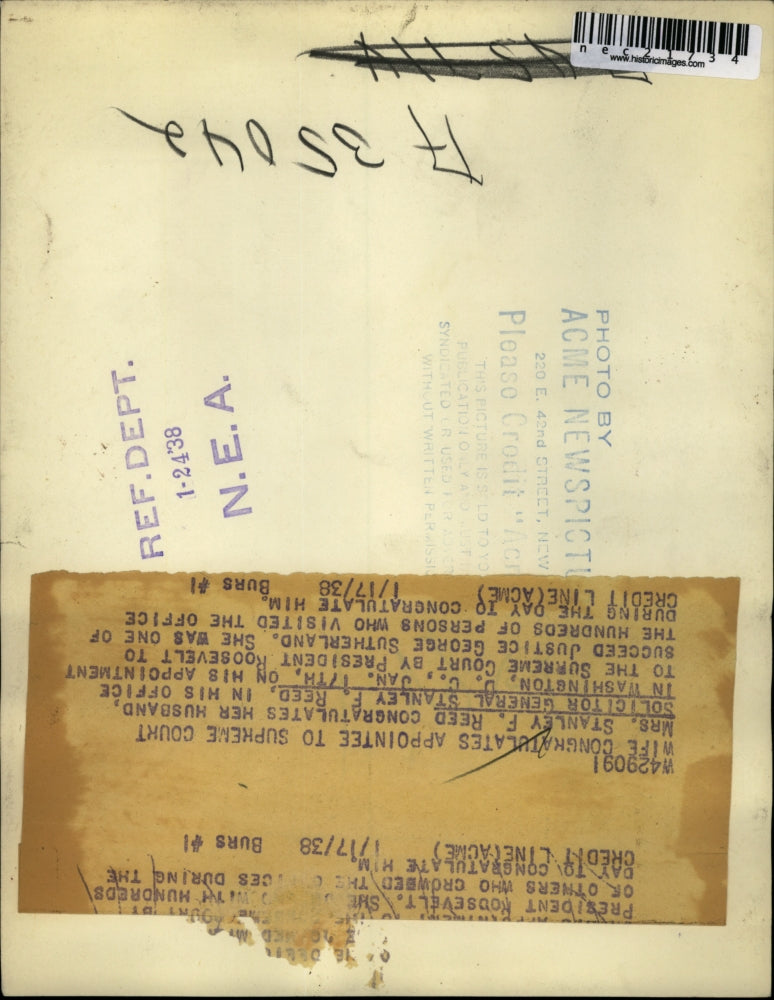 1938 Press Photo Supreme Court Justice Stanley Reed and Mrs. Reed in His Office