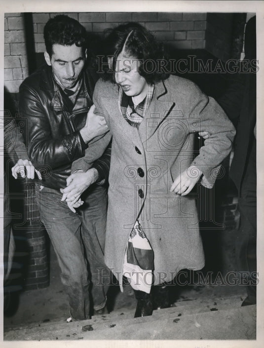 1948 Press Photo Raymond and Lorraine Rubart Being Questioned in Son's Death