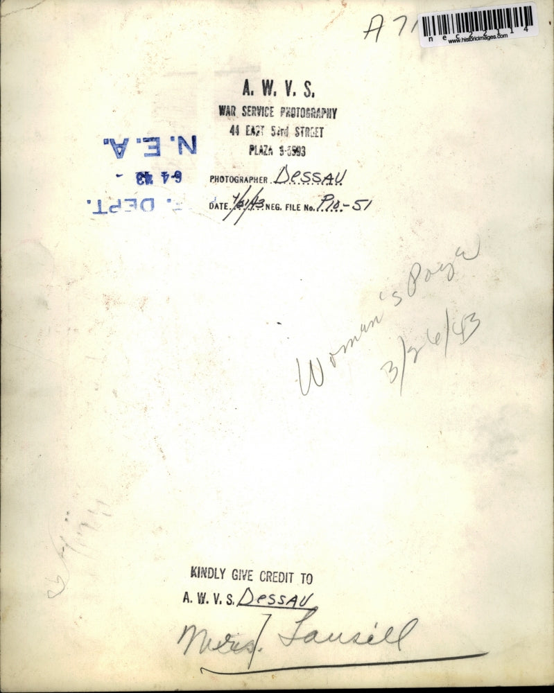 1943 Press Photo Muriel Lausill