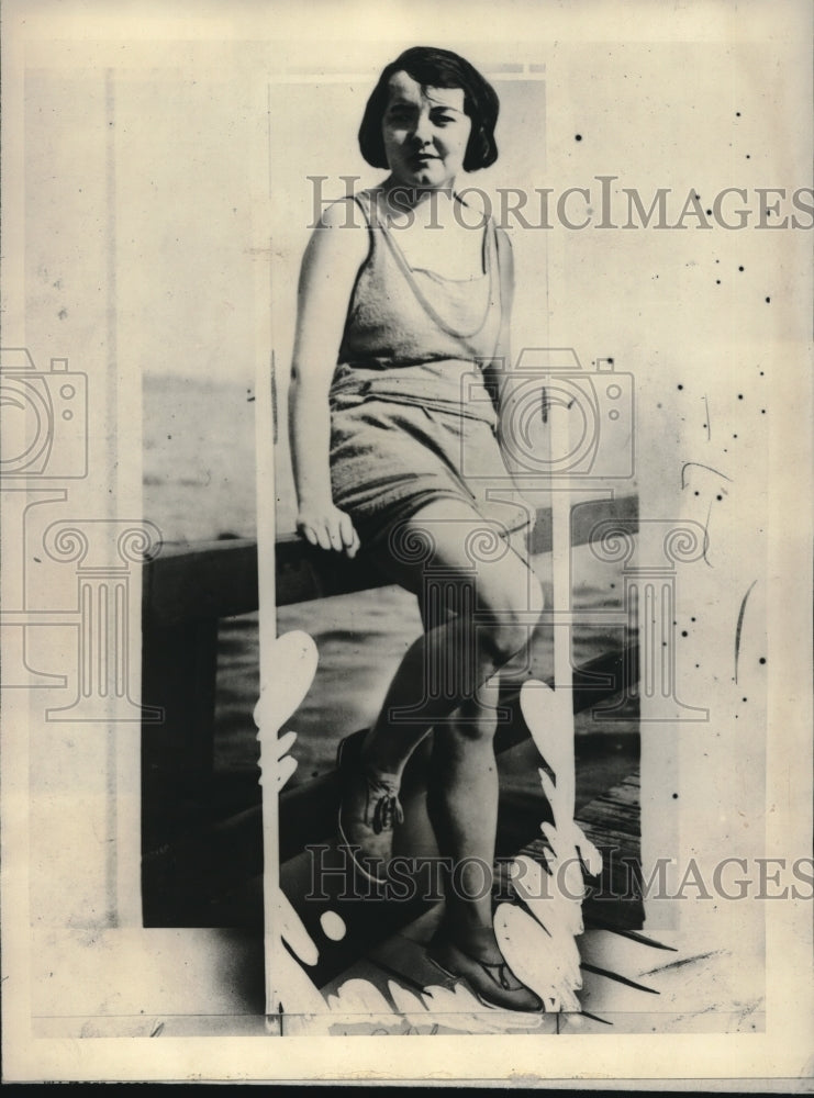 1923 Press Photo Thelma O'Berry At Beach Filed For Divorce Based On Cruelty