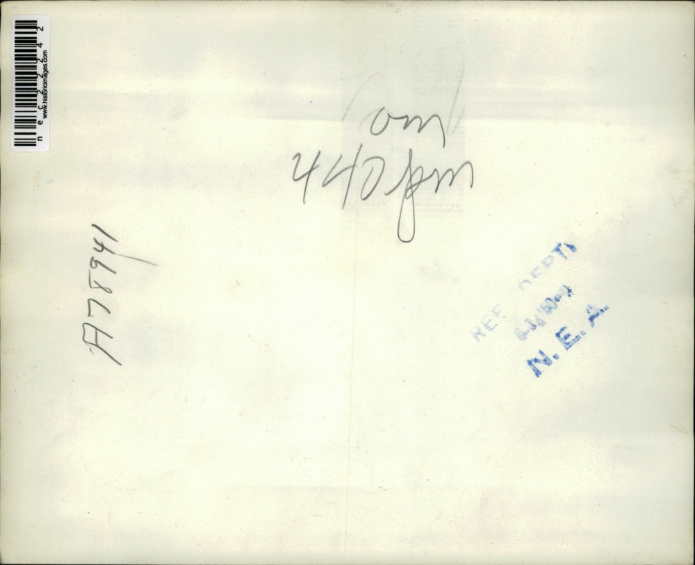 1950 Press Photo Senate Candidate Albert Loveland Yammers On Phone