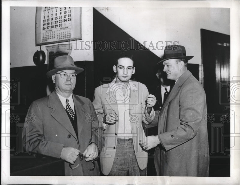 Load image into Gallery viewer, 1944 Press Photo Edward Martin confessed he accidentally killed his grandmother
