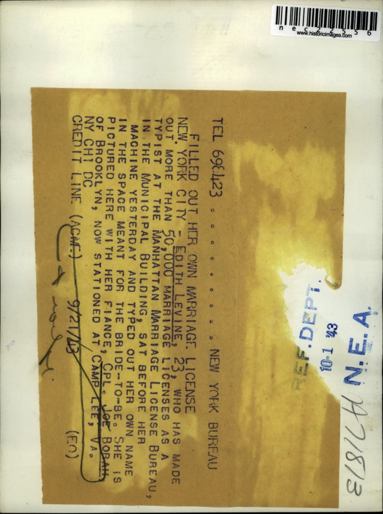 1943 Press Photo Edith Levine Typist Marriage Licenses