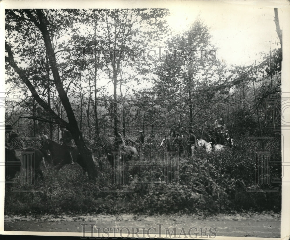 1930 Press Photo Hunting at Piping Rock L.I.