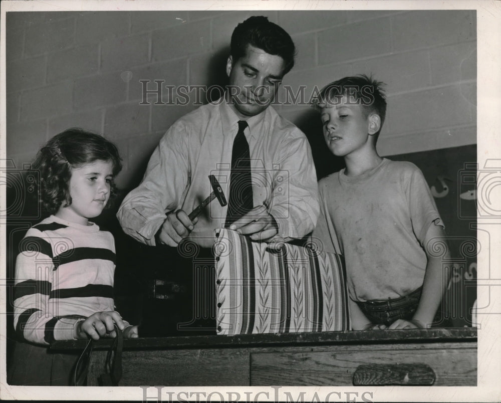 1948 Press Photo New Instructor Leonard Carey at South Euclid Lyndhurst school