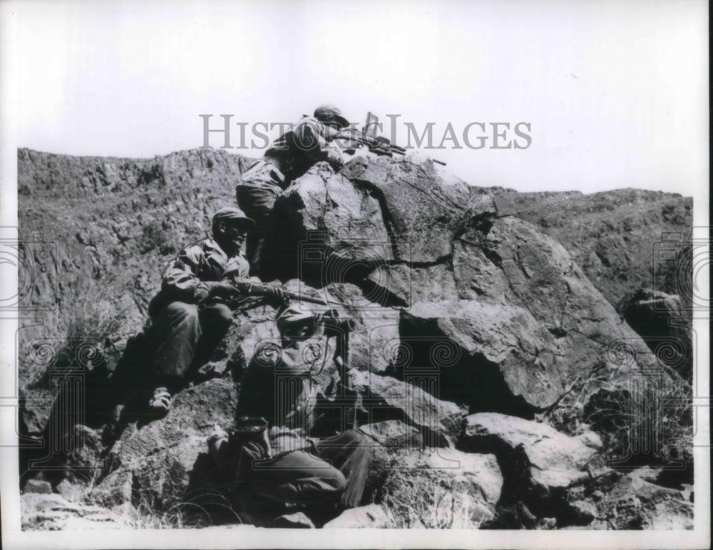 1957 Press Photo Algerian National Liberation stand guard in Marnie, Algeria