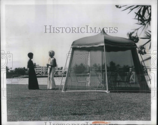 1969 Press Photo The Zephyr by Firestone. Screen house. - nec23048