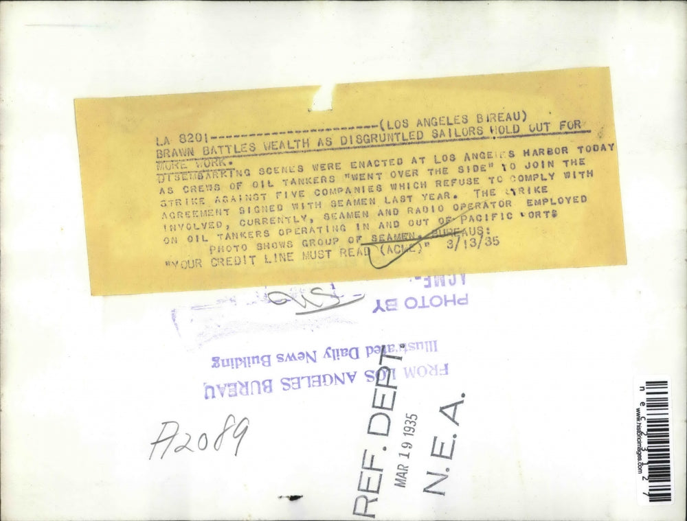 1936 Press Photo Group of Seamen Strike for more pay.