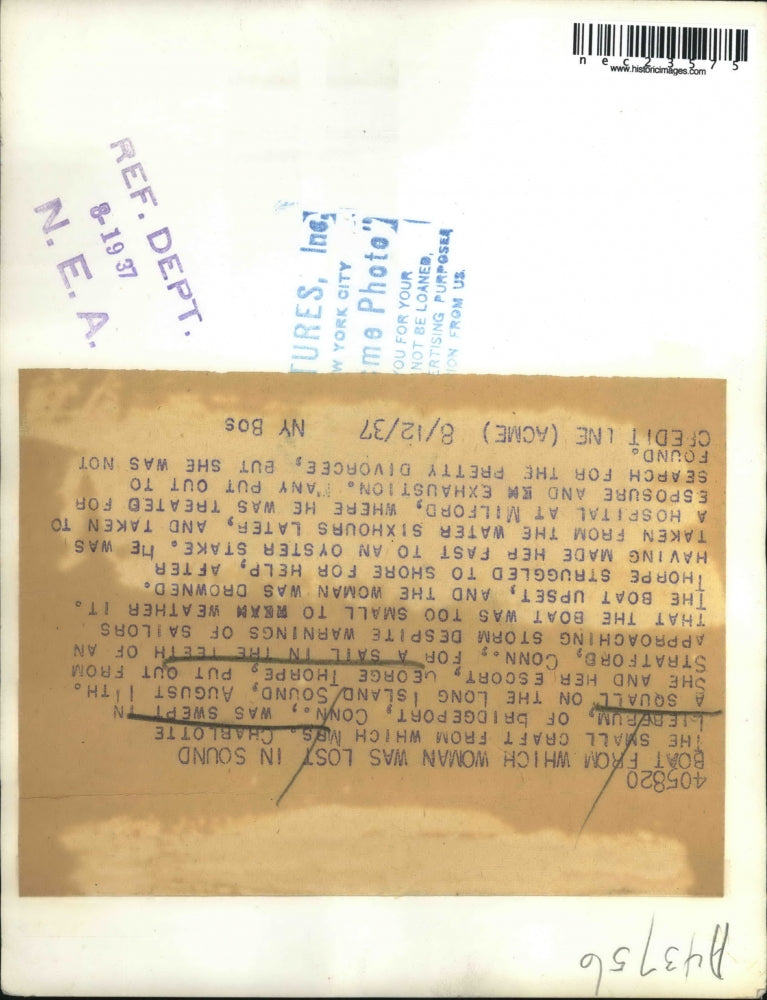 1937 Press Photo Mrs Charlotte Liederbum & Escort George Thorpe Lost in Sound