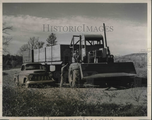 1956 Press Photo LeTourneau Transporter by R.G. LeTourneau Inc. Longview Texas- Historic Images