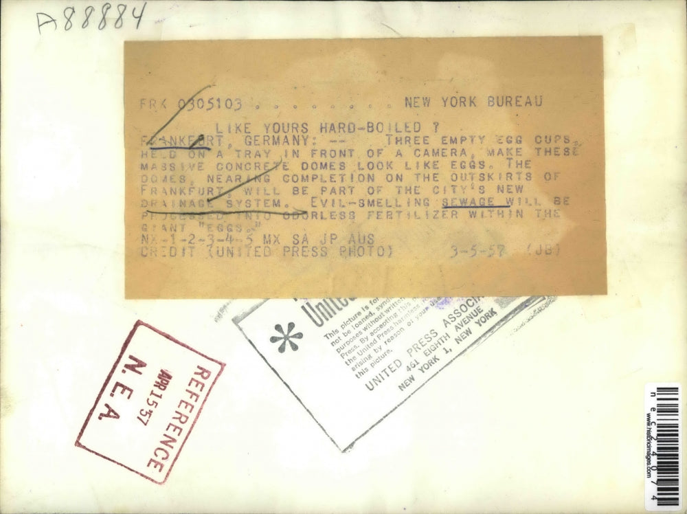 1957 Press Photo Sewage Drainge system Frankfurt Germany