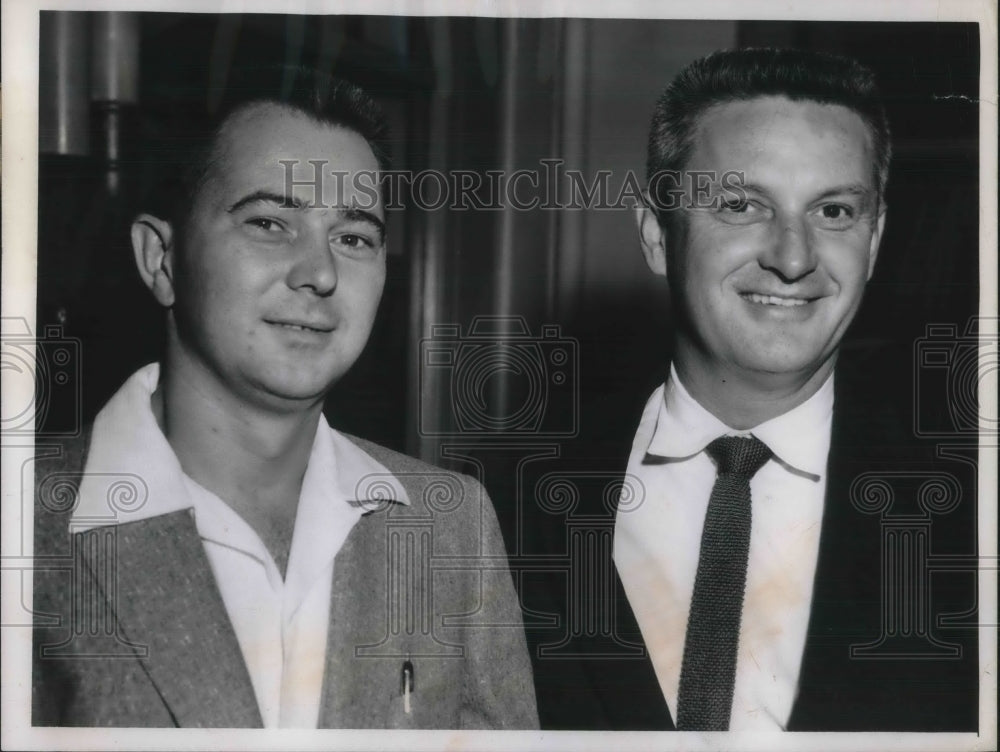 1955 Press Photo Kenneth Uchek and Frank Waldman of Rapid Transit Auto Center- Historic Images