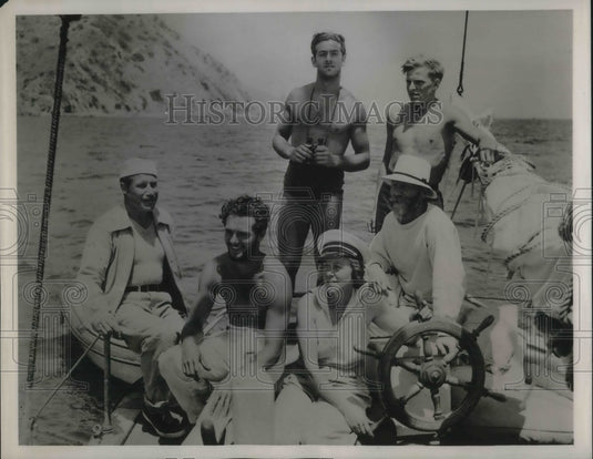 1938 Press Photo Capt. and Mrs. William Tiemeyer on the Alga in Honolulu