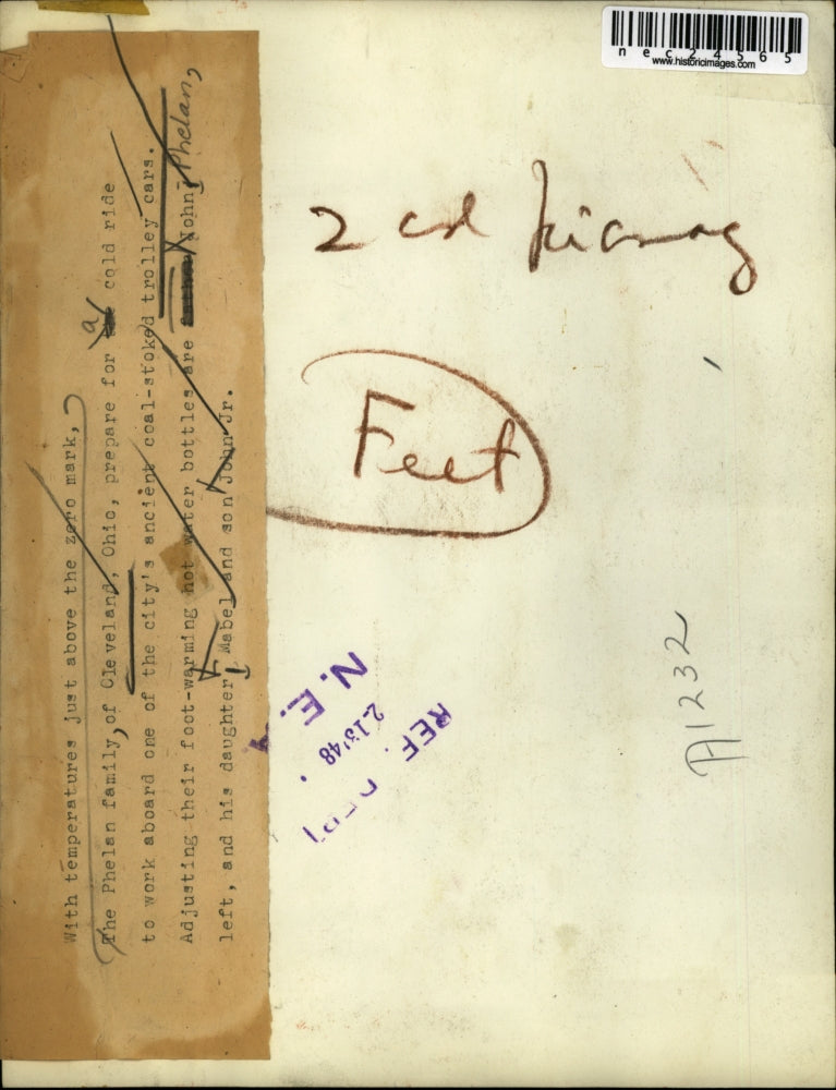 1948 Press Photo Temps Below Zero Phelan Family Cleveland Mabel John