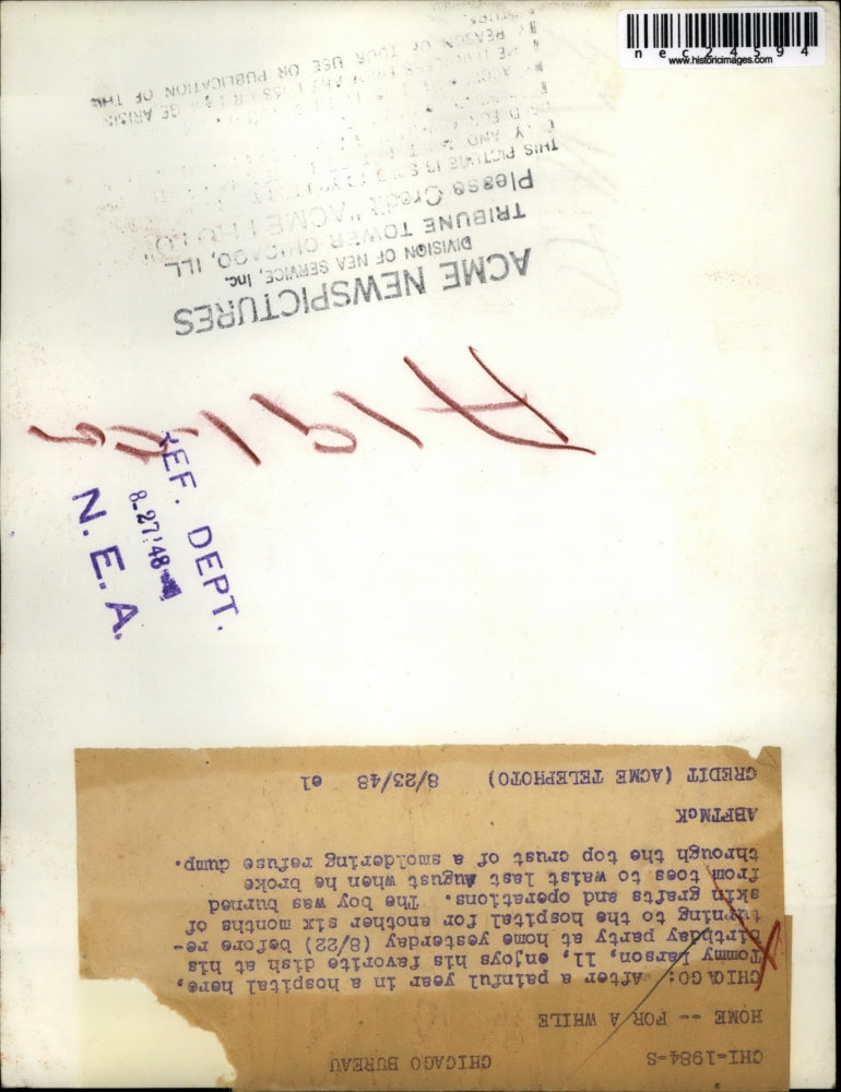 1948 Press Photo Tommy Larson, 11 enjoying favorite dish at his birthday party