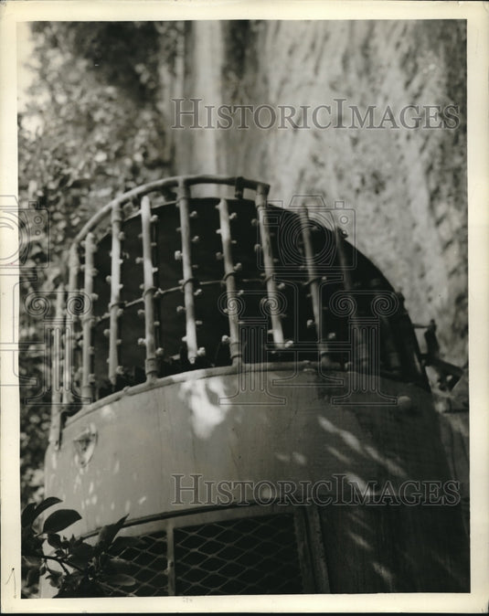 1942 Press Photo Hollywood Wind Machine Spraying Apple Trees