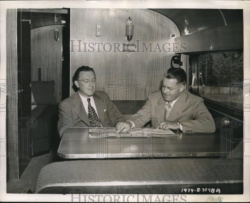 Load image into Gallery viewer, 1948 Press Photo Dr. R.P. Dinsmore of Goodyear Tire with A.R. Perkins
