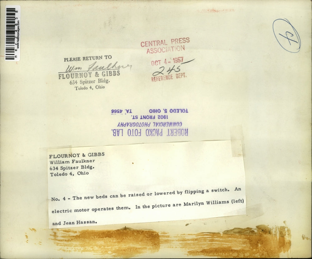 1957 Press Photo New Hospital Bed with Electric Motor Marilyn Williams & Jean Ha