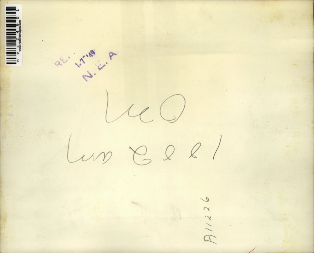 1949 Press Photo Irma Stroh Finalist In Miss Stardust Contest Makes Friends