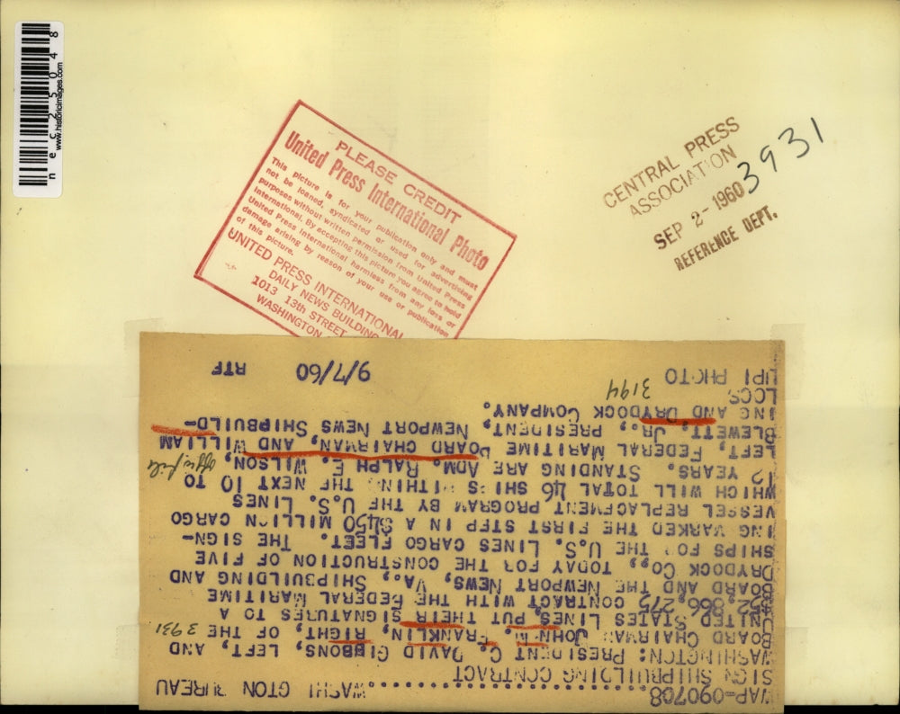 1960 Press Photo President David Gibbons w/ John Franklin at signing of contract