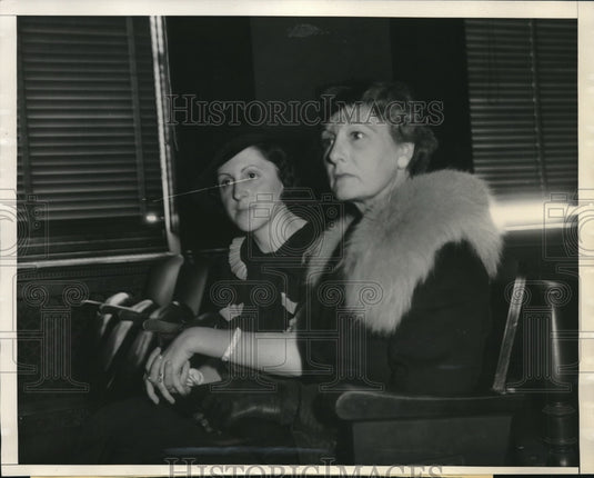 1935 Press Photo Dorothy Thurman & Mildred Ferguson Testified Against Fletcher