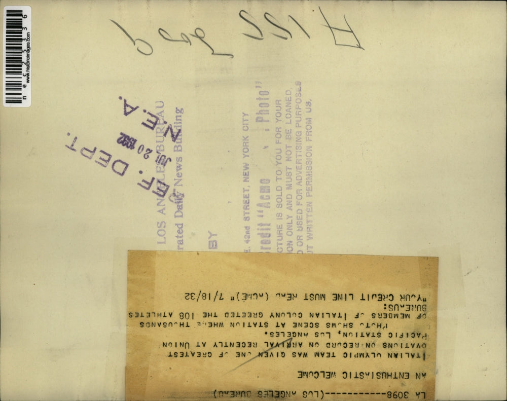 1932 Press Photo Italians Greet Italian Olympic Team at Union Pacific Station