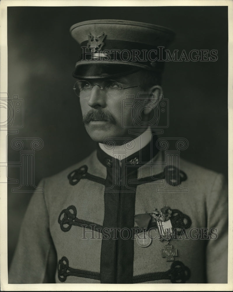 1934 Press Photo Vincent E Nicholsm