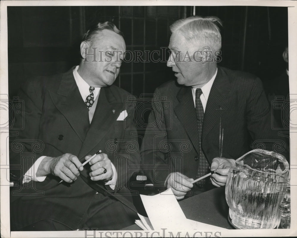 1949 Press Photo Harry Darby And Ezra Whitla Important Businessmen