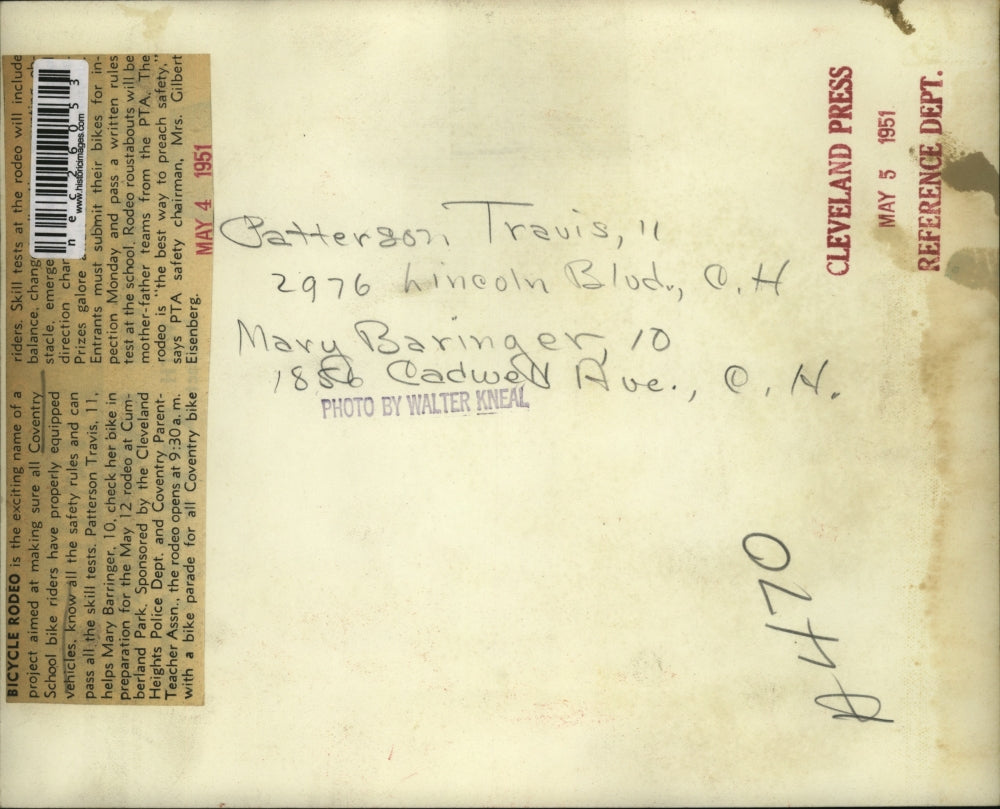 1951 Press Photo Child Bike Riders Check Bike For Rodeo In Cleveland