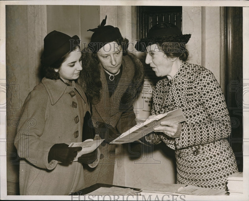 Load image into Gallery viewer, 1937 Press Photo Henrietta Rothstein Manager District 11 Answering Questions Of
