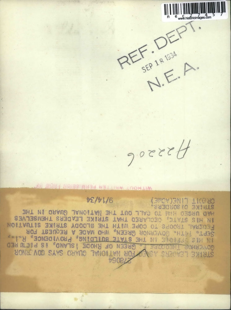 Load image into Gallery viewer, 1934 Press Photo Rhode Island Governor Theodore Green Deals With Strikers
