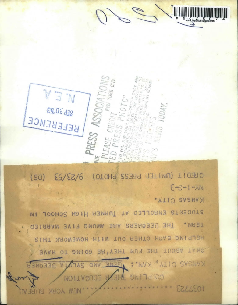 1953 Press Photo Couple Gene & Sylvia Beecher Discuss Homework