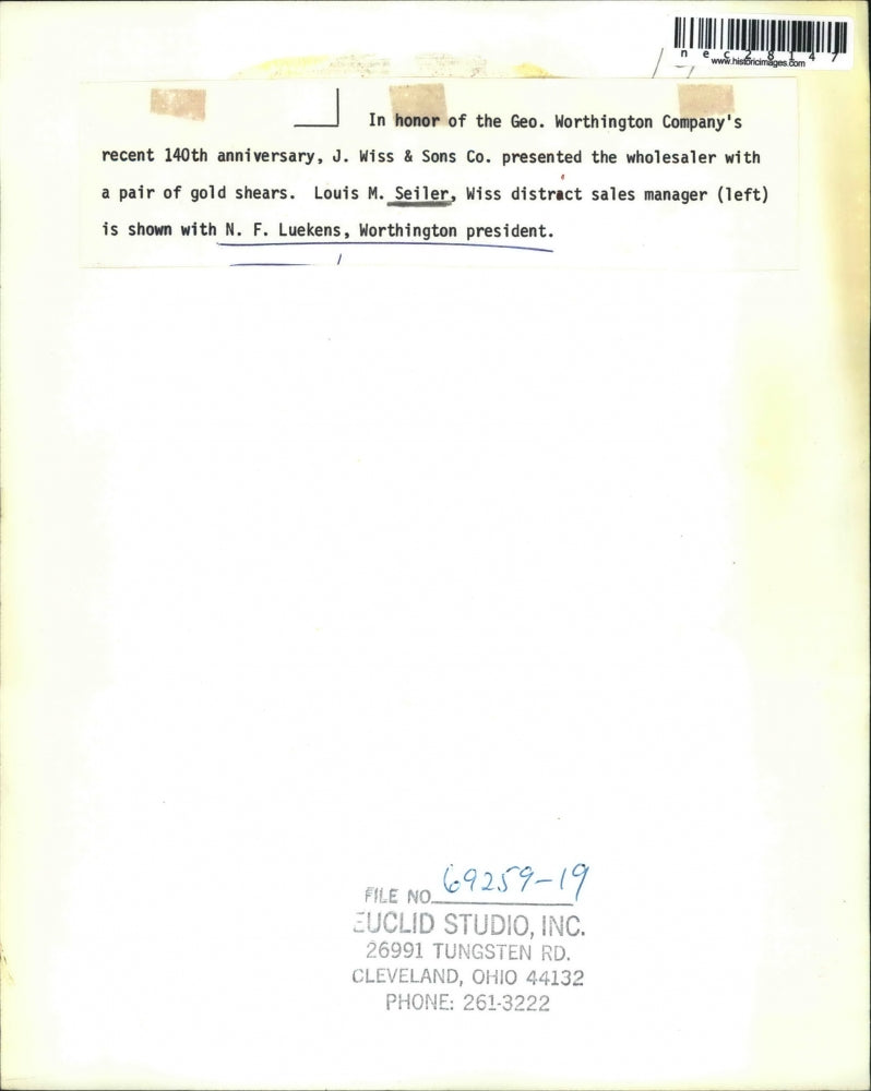 Press Photo Louis Seiler & NF Lueken holding a pair of golden shears