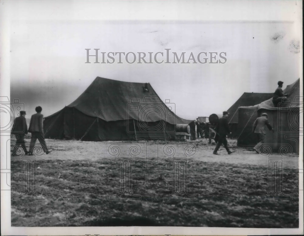 1951 Press Photo Major Gen Lee Sang Cho &Lt. Colonel Tsai Cheng Wen discuss