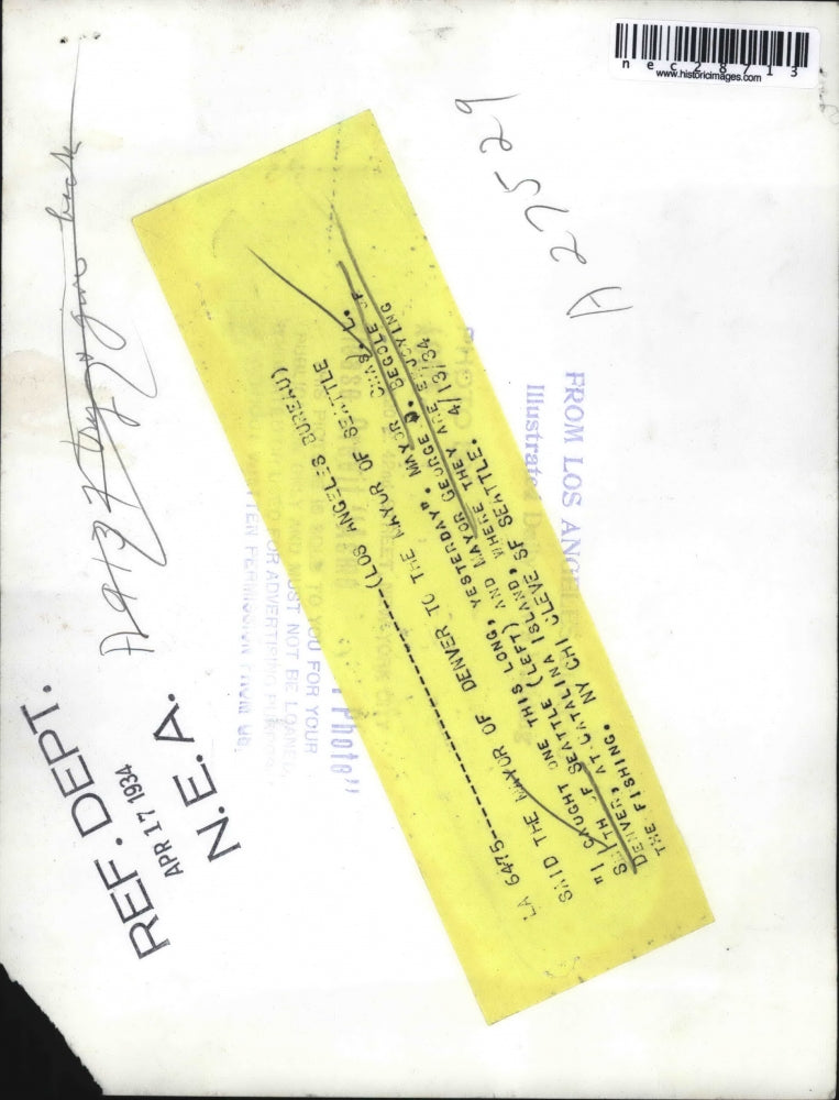 1934 Press Photo Seattle And Denver Mayors Charles Smith And George Begole Fish