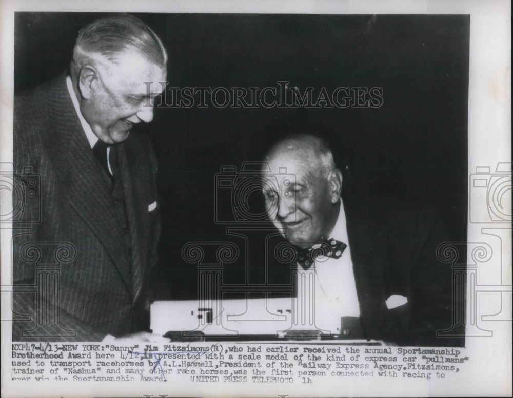 1956 Press Photo &quot;Sunny&quot; Jim Fitzsimons for annual Sportsmanship Award - Historic Images