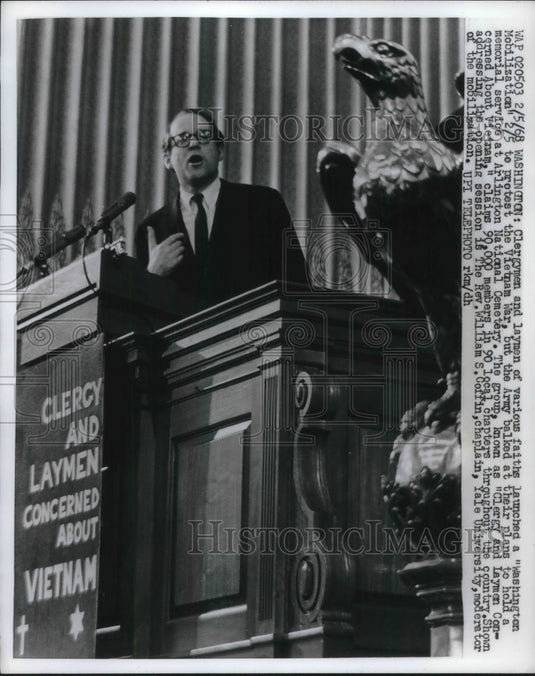 1968 Press Photo The clergy and layman want to stage a memorial for the men lost