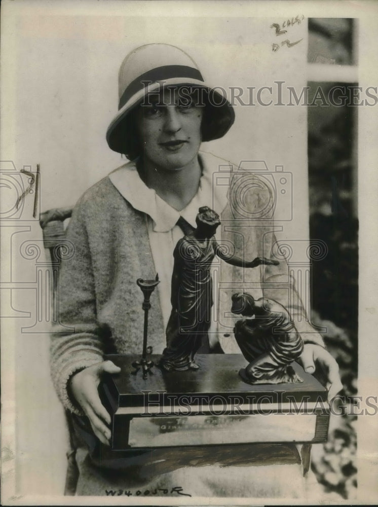 1923 Press Photo England's first gold champion Miss Mary Mackey