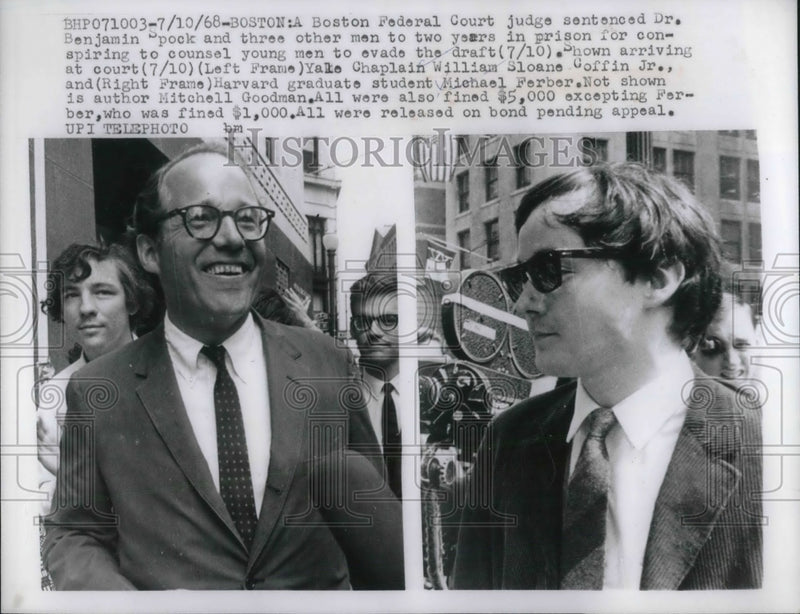 Load image into Gallery viewer, 1968 Press Photo William Sloane Coffin Jr &amp; Michael Ferber arriving in court
