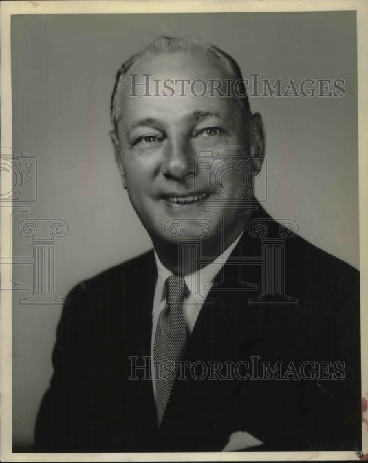 1957 Press Photo Harry Stuhldreher, asst to VP of US Steel Corp