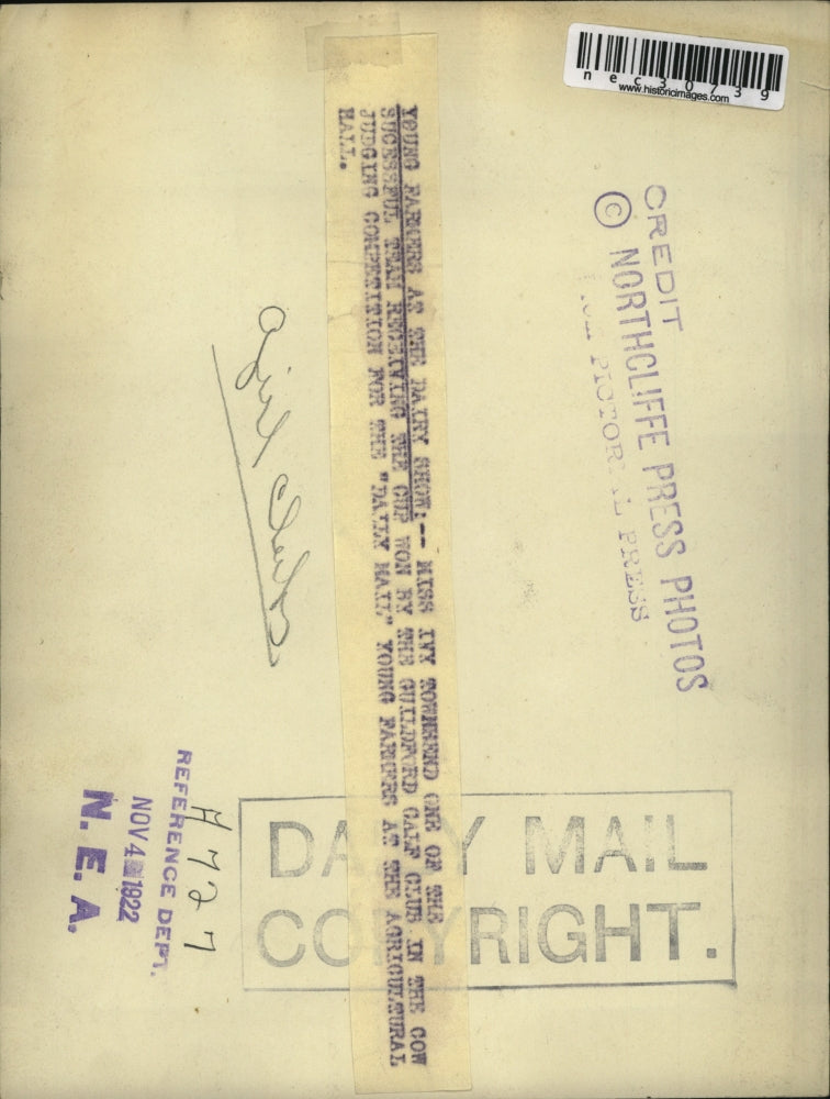 1922 Press Photo Miss Ivy Townshend Wins Cup in Guildford Calf Club