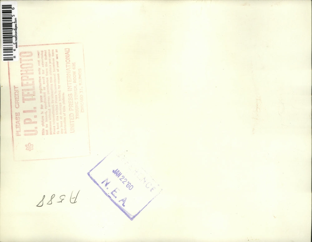 1960 Press Photo International Molder and Factory Workers Union Gather & Picket